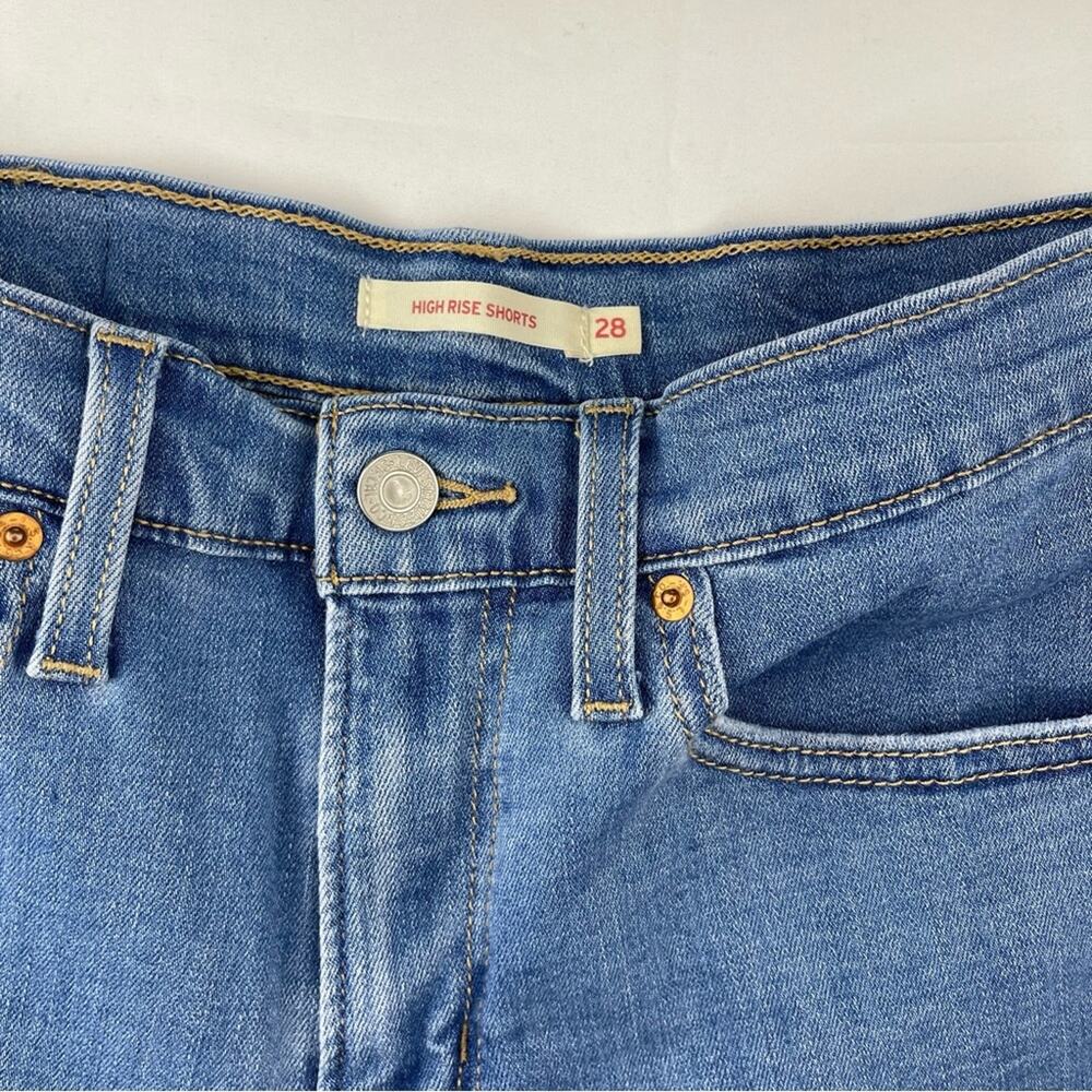 Levi's High Rise Shorts - Picture 5 of 10